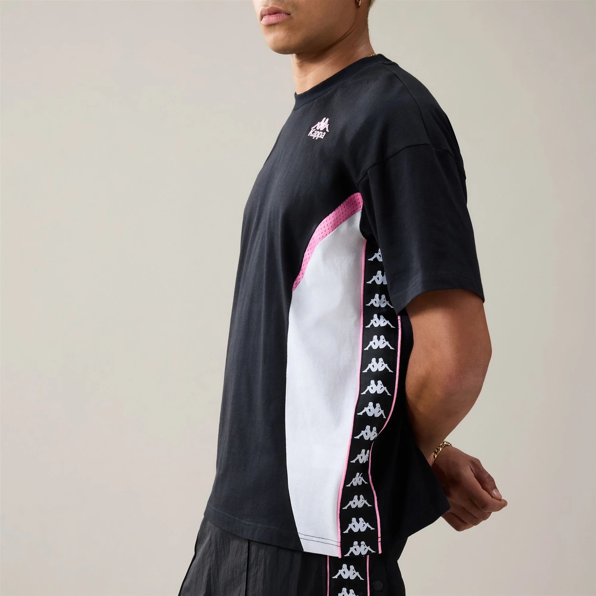 222 BANDA  SKYLER - T-Shirts & Top - T-Shirt - Man - Black-Pink Prism-White - Image 4